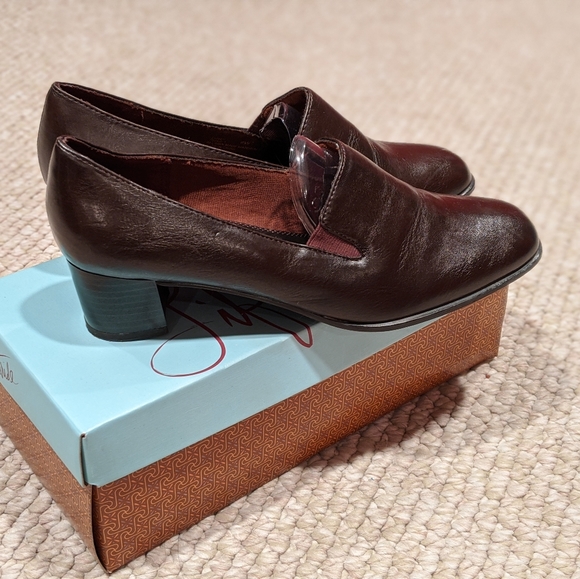 Brand New Brown Loafers - Picture 1 of 4